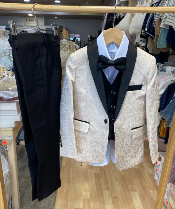 COSTUME BEIGE CLAIR